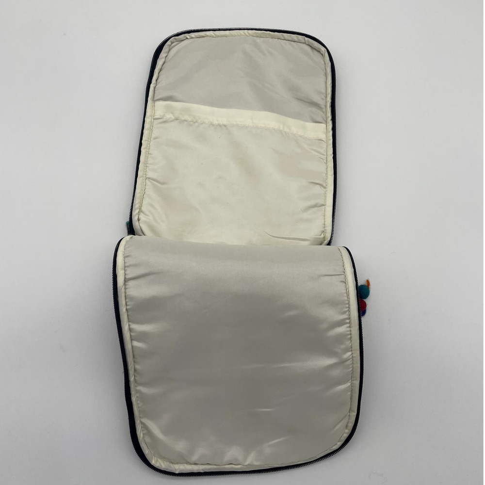 Wool Tablet/eReader Zippered Sleeve - Picture 3 of 6